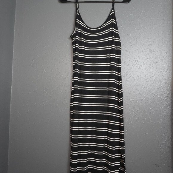 Rip Curl Womens Black & White Stripe Sleeveless Maxi Shirt Dress Size Medium - Picture 2 of 9